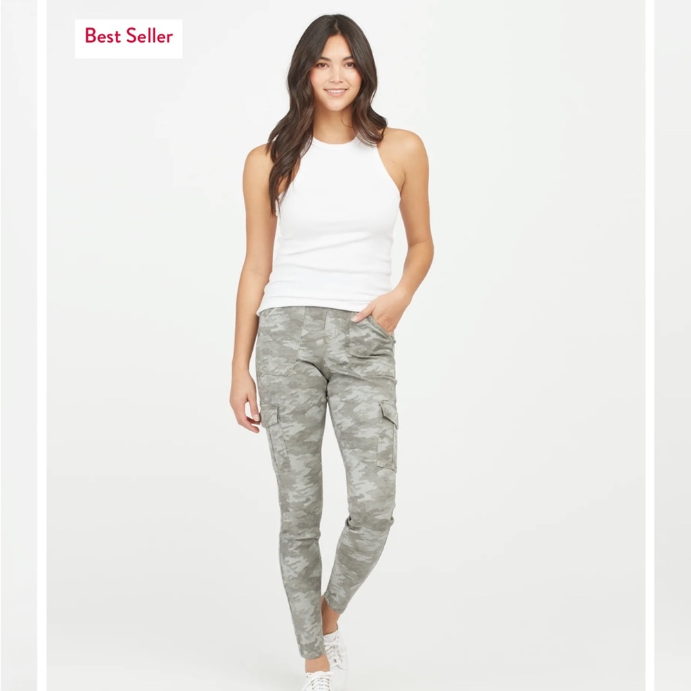 NWT Spanx twill cargo camo Pants size S